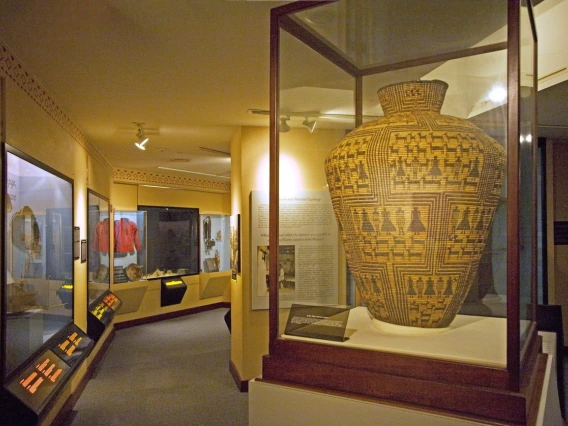 display view in museum