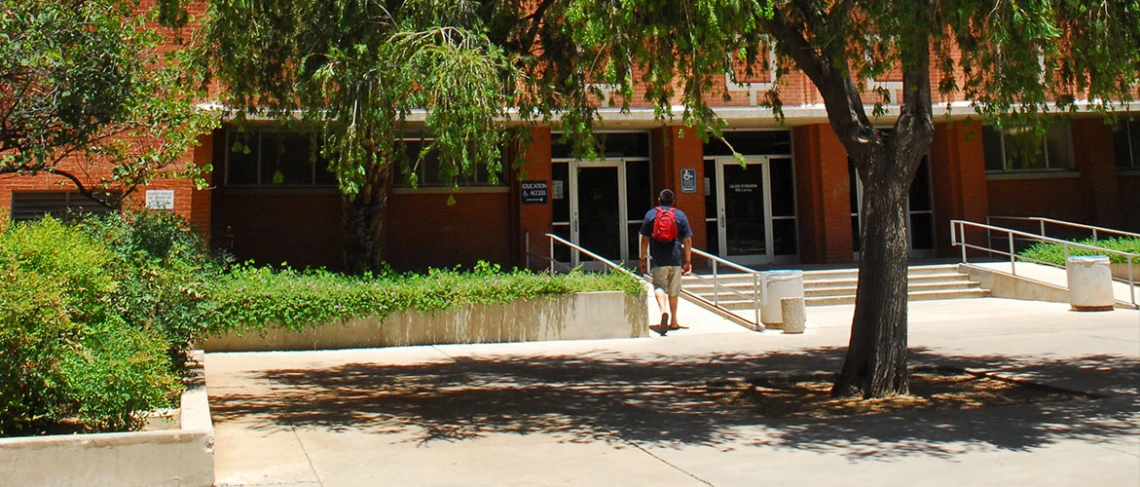 coe_bldg_walking_in_3.jpg