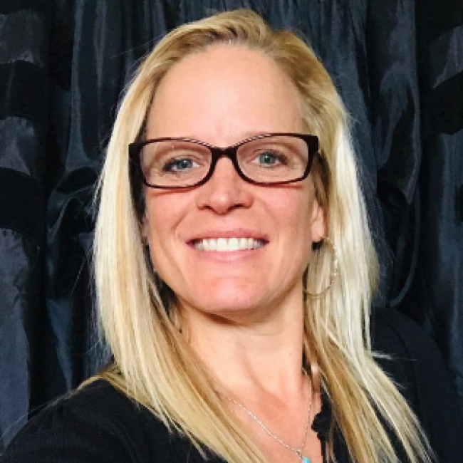 Leslie Janda Decker